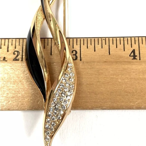 Vintage Christian Dior Pave
Swarovski Black Enamel
Double Wave Abstract Brooch - Picture 6 of 11